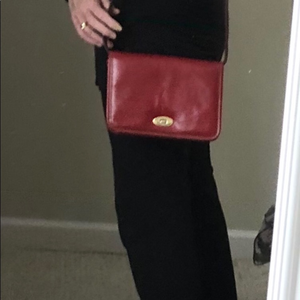 One of a kind, hand made, red leather hand bag. - Picture 2 of 10